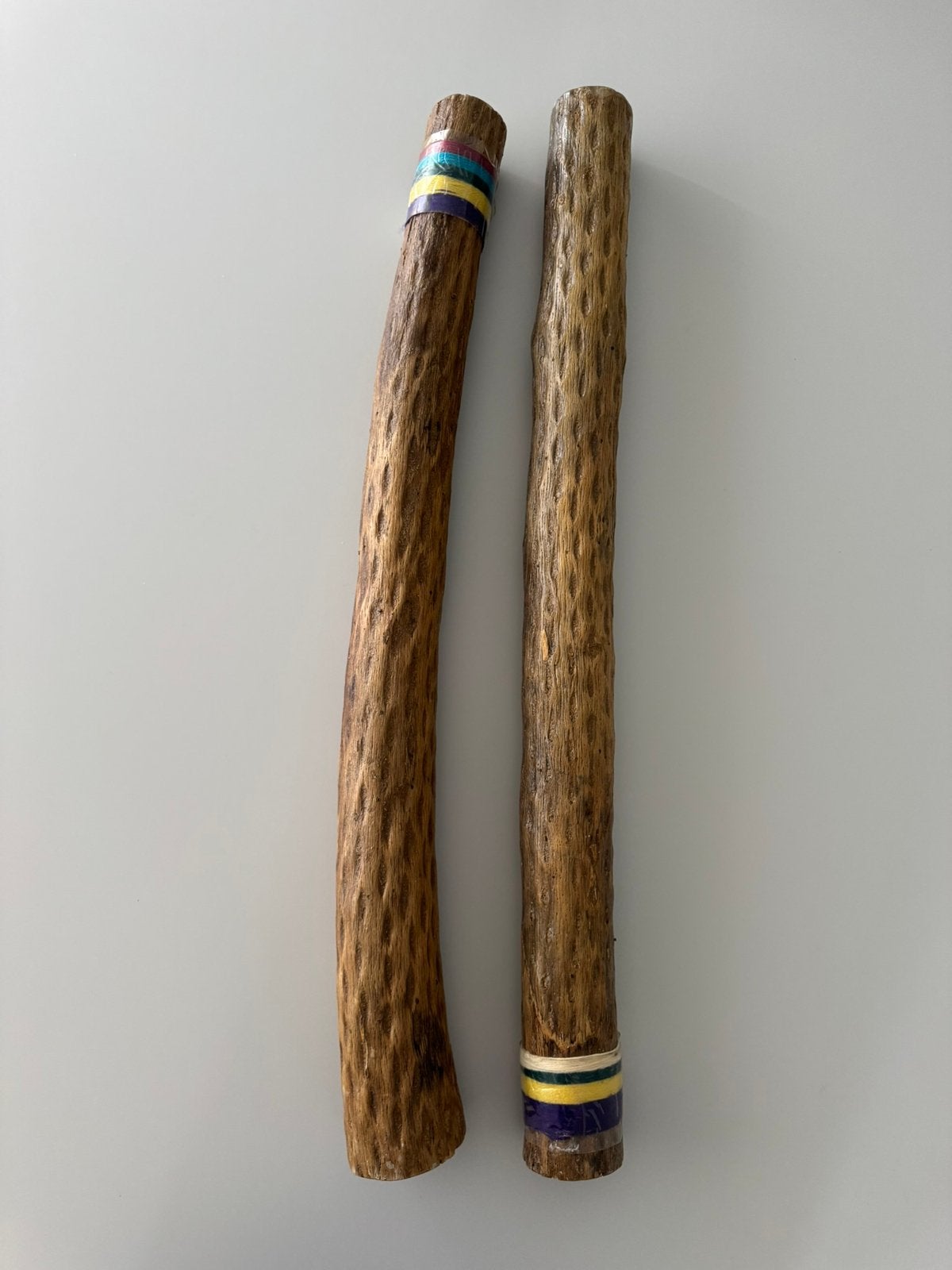 2 houten regenpijpen, Ophalen