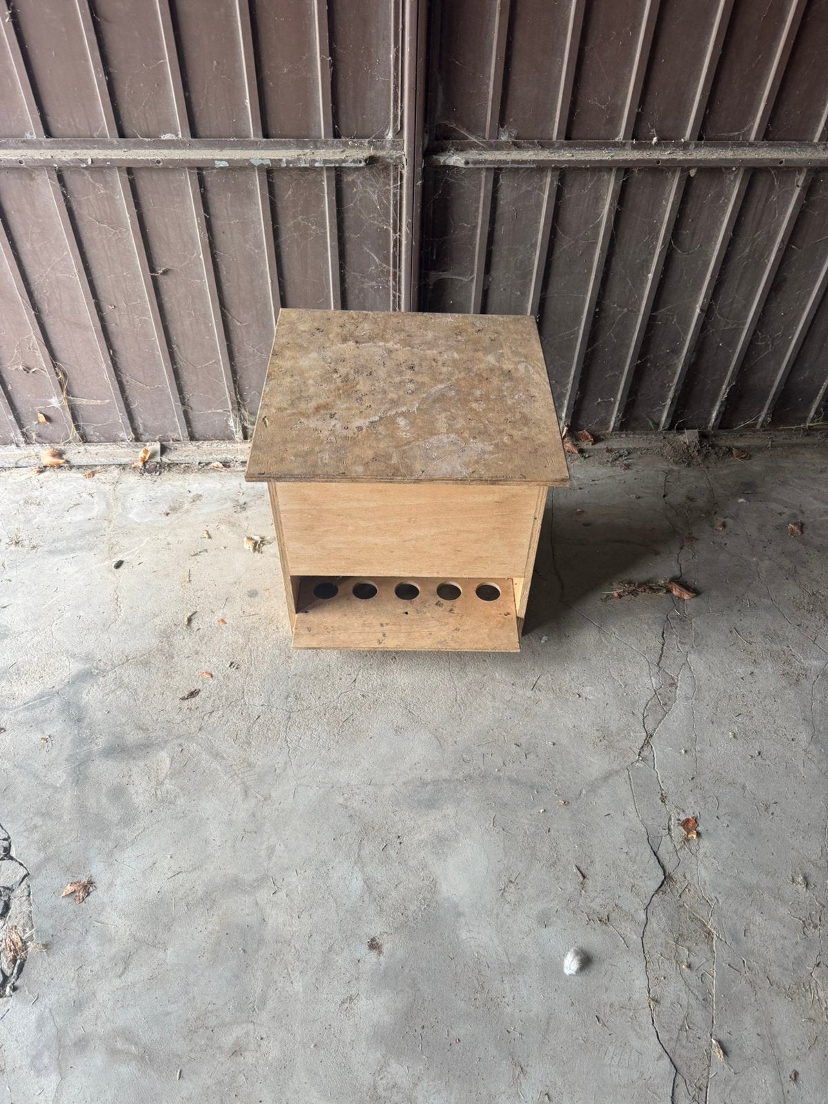 Stock de silo en bois, Animaux & Accessoires, Oiseaux | Pigeons