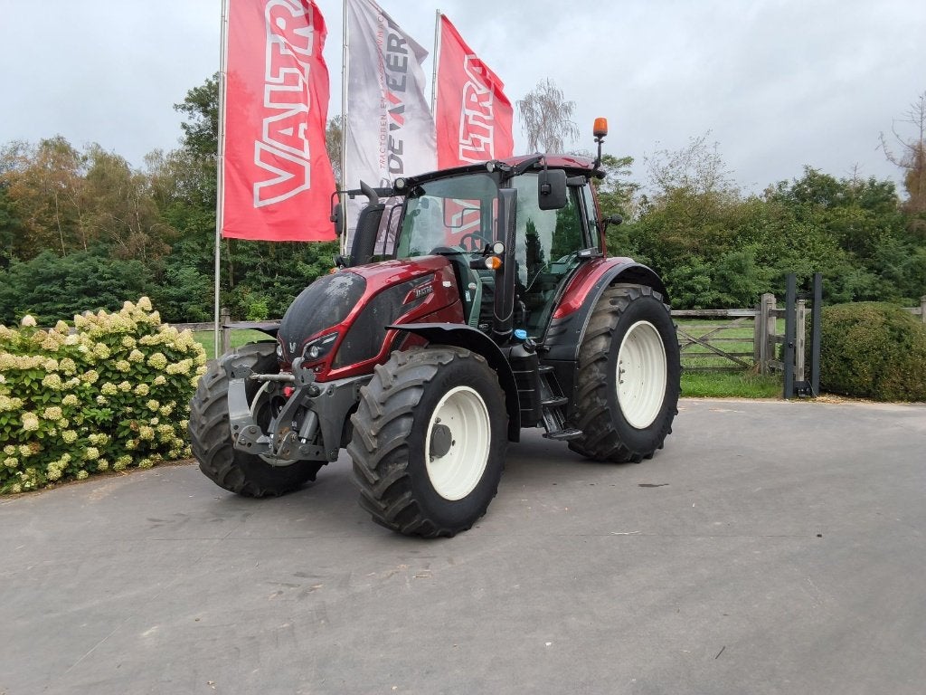 Valtra N114e HiTech, Autres marques, Enlèvement, Utilisé, 80 à 120 ch