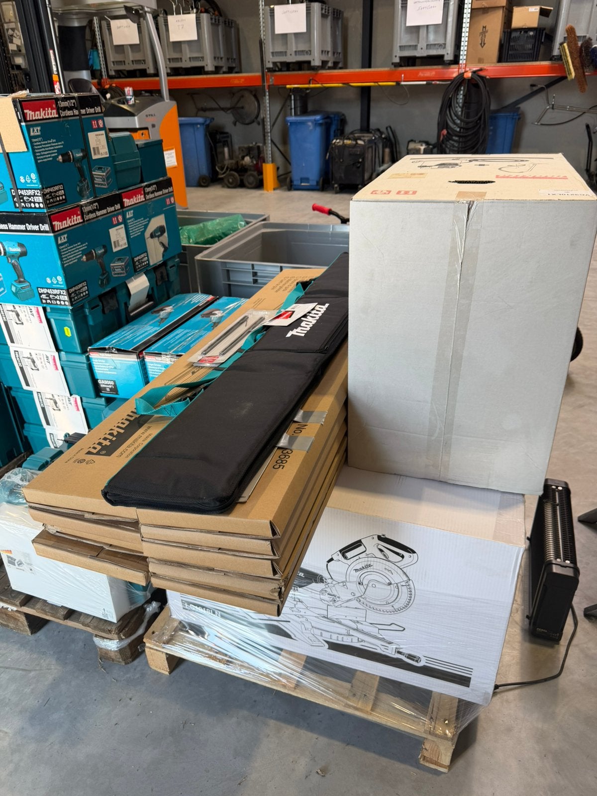 Makita spinternieuw, Doe-het-zelf en Bouw, Gereedschap | Handgereedschap, Ophalen, Zo goed als nieuw, Makita