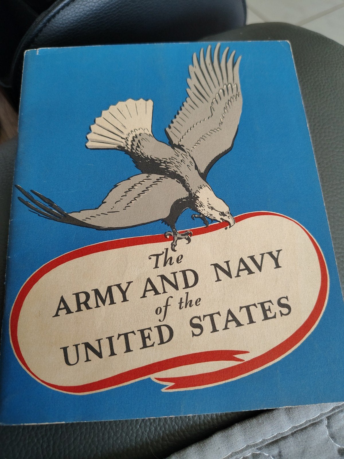 « L'armée et la marine des États-Unis », Collections, Objets militaires | Seconde Guerre mondiale, Enlèvement ou Envoi
