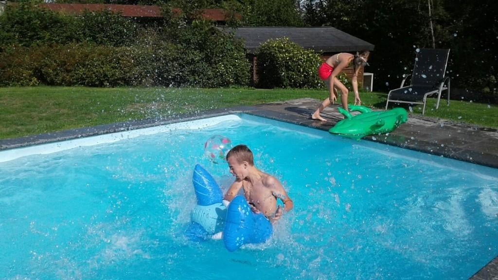 prive vakantiehuizen hond welkom kinderfac hottub & sauna, Vakantie, Open haard, Dorp, In bergen of heuvels, Boerderij of Cottage