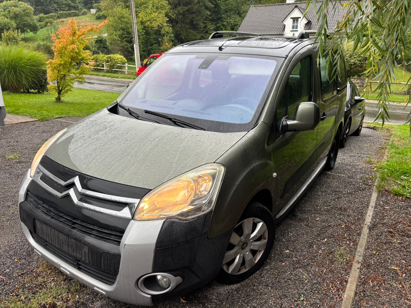 Citroën BERLINGO 1.6 HDI 2012, Auto's, Voorwielaandrijving, Euro 5, Stof, Zwart