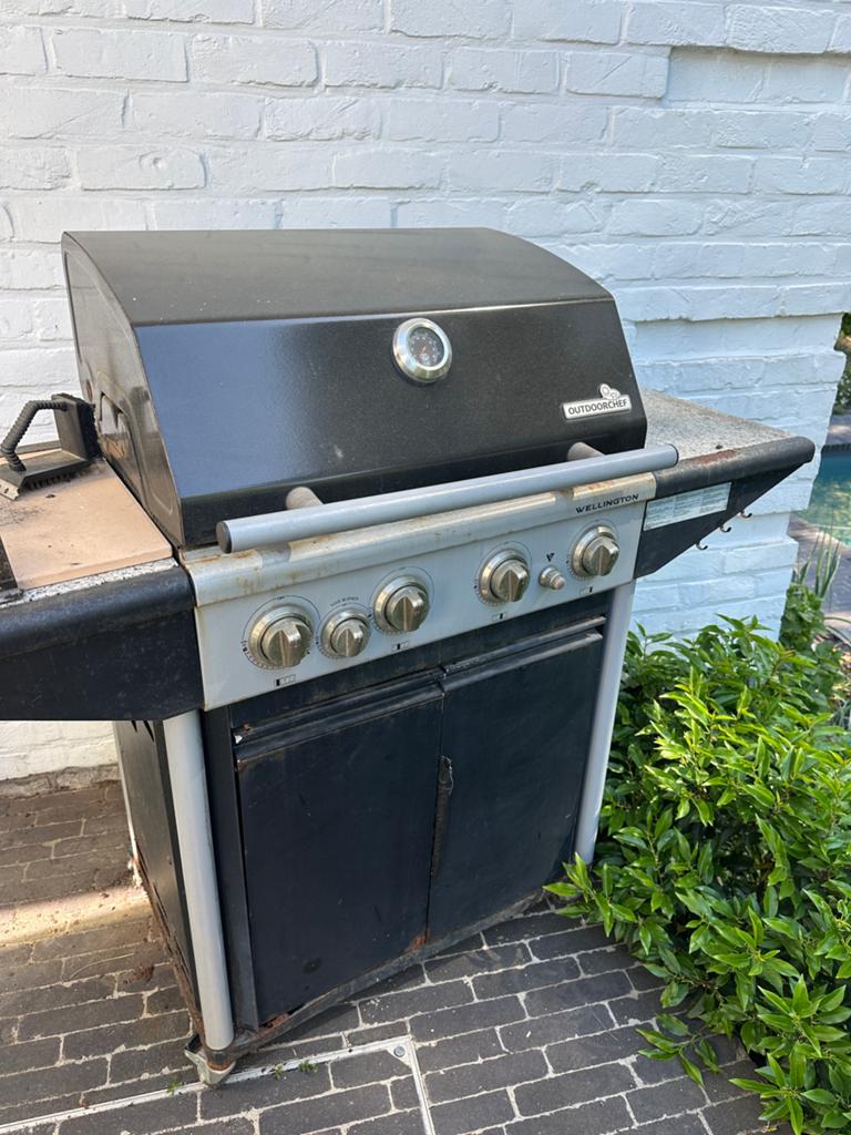 Gratis BBQ - gas barbecue zonder gasfles. Gebruikte staat, Ophalen