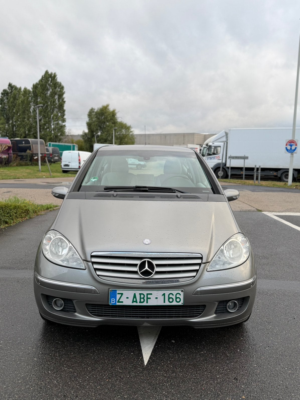 Mercedes A170 Benzine / Airco / Trekhaak / onderhoudsboekje, Auto's, Mercedes-Benz, Voorwielaandrijving, Stof, https://public.car-pass.be/vhr/a130c97b-3de8-4f78-aaf1-5f4ccda36603
