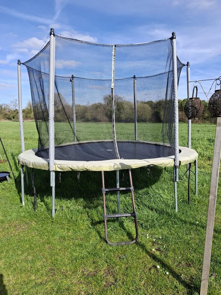 Trampoline (3 mètres de diamètre), Enfants & Bébés, Jouets | Extérieur | Trampolines, Enlèvement