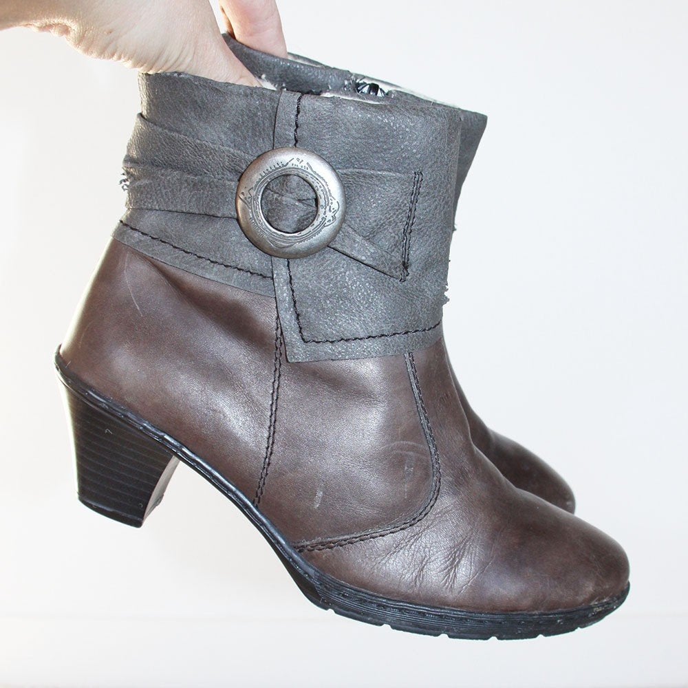 Mooie Leren Gevoerde Rieker Laarsjes -s12 (Maat 39) € 45,-, Kleding | Dames, Overige kleuren, Lage of Enkellaarzen, Ophalen of Verzenden