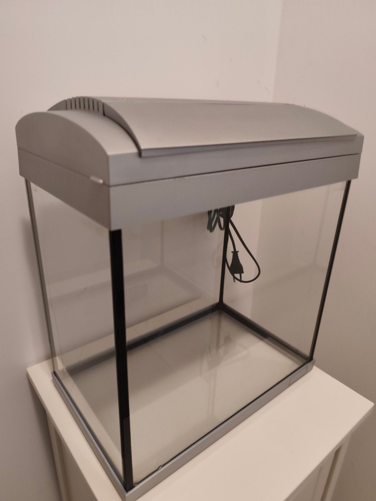 Aquarium avec accessoires, Enlèvement