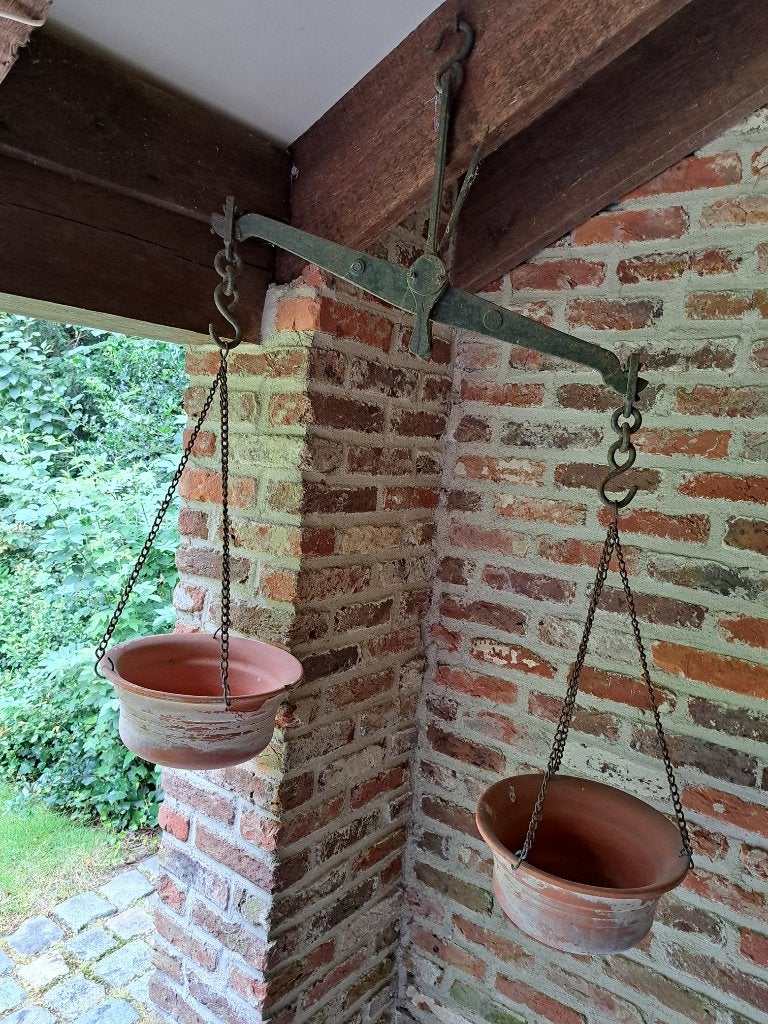 Weegschaal met bloempotten., Ophalen, Gebruikt