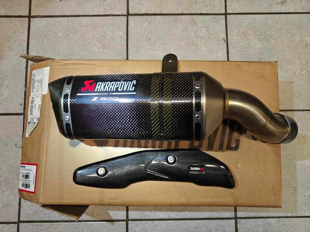 Akrapovic carbon exhaust

Z900 my 2017-2024, Enlèvement, Utilisé