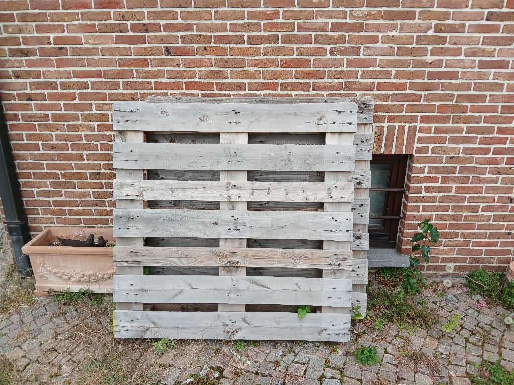A donner: 2 palettes en bois, Bricolage & Construction, Enlèvement, Utilisé