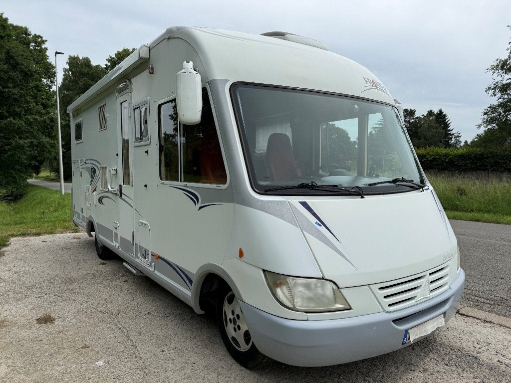 Frankia I700BK Comfort Class 150 pk Integral , 2 x AIRCO, Caravans en Kamperen, Integraal, Ringverwarming, Fiat, Tot en met 3