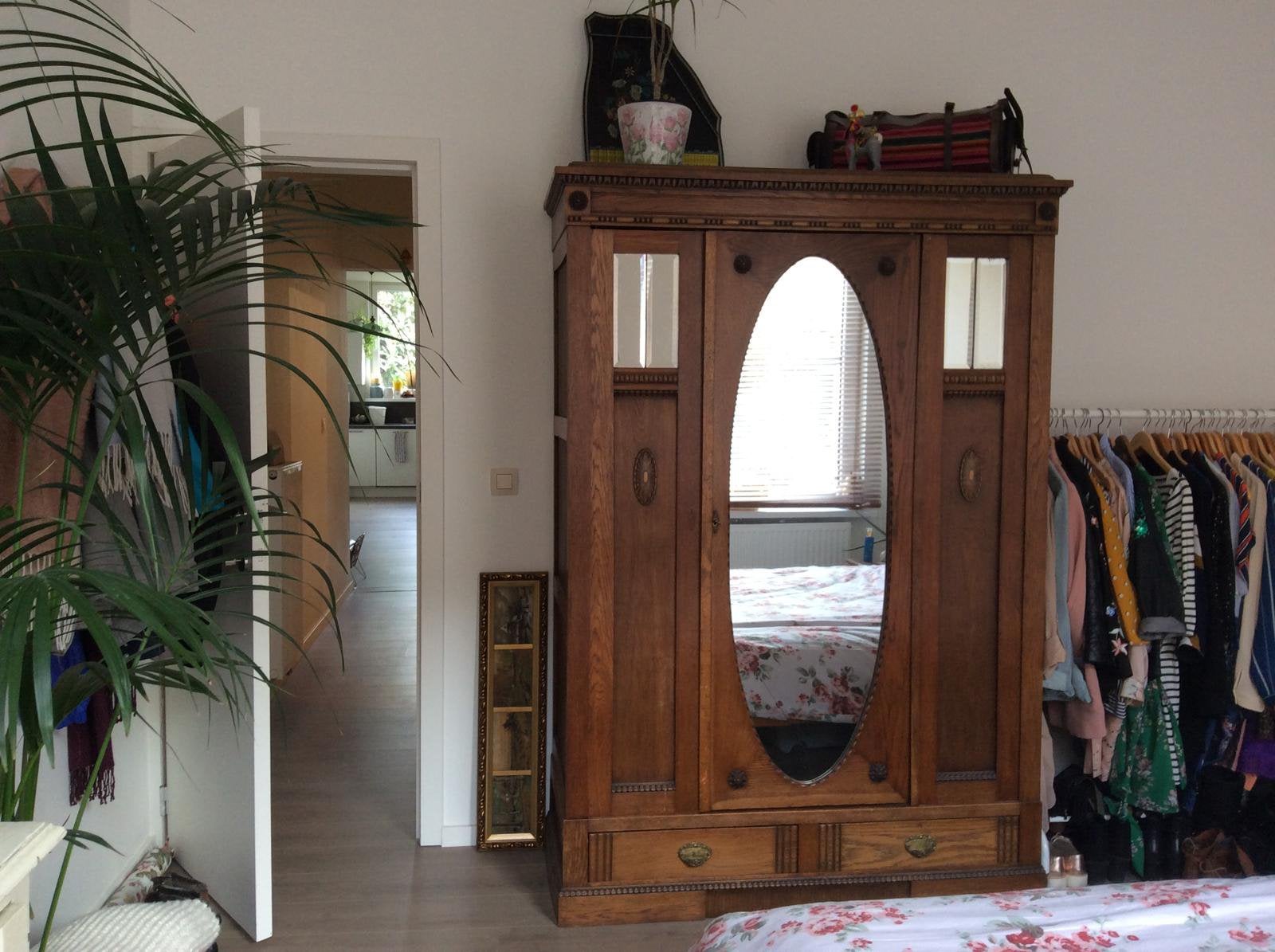 Antieke kleerkast, Huis en Inrichting, Kasten | Kleerkasten, Ophalen