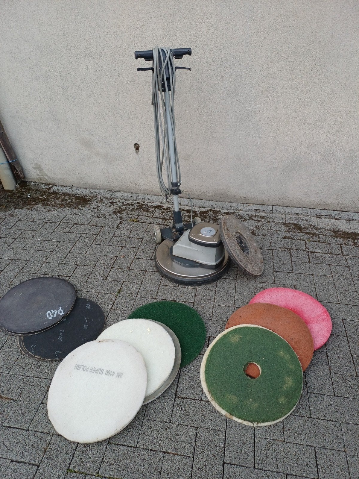 Nilfisk schuurmachine, Bricolage & Construction, Enlèvement