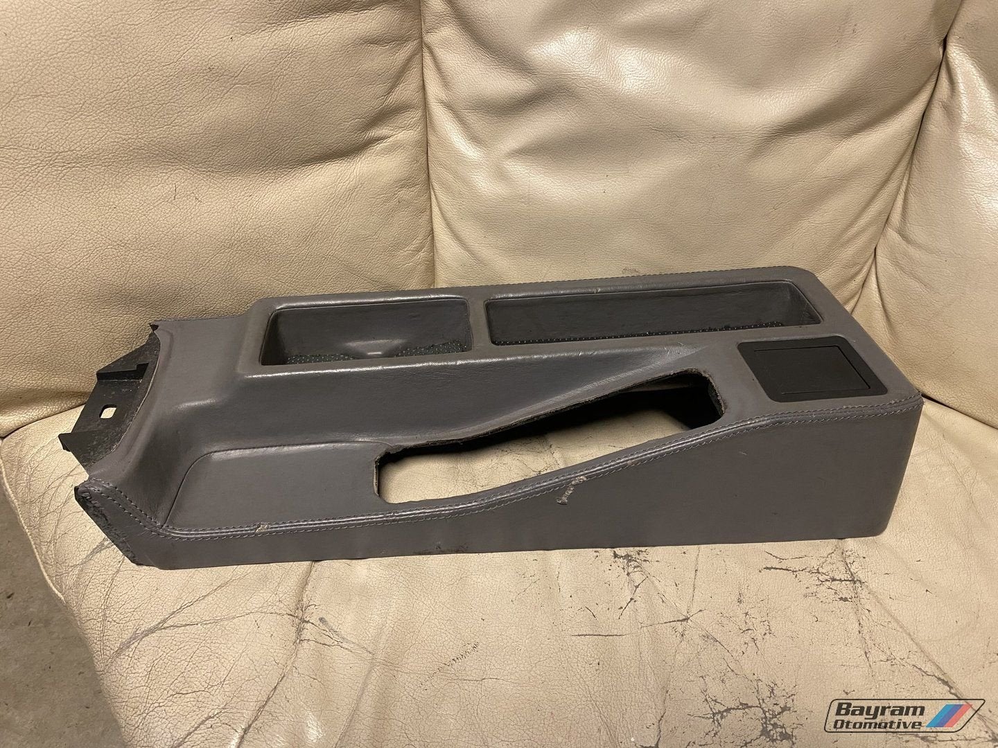 Bmw E36 compact middenconsole gestikt leder grijs 3-serie 32, Auto-onderdelen, Gebruikt, -, -, Ophalen of Verzenden