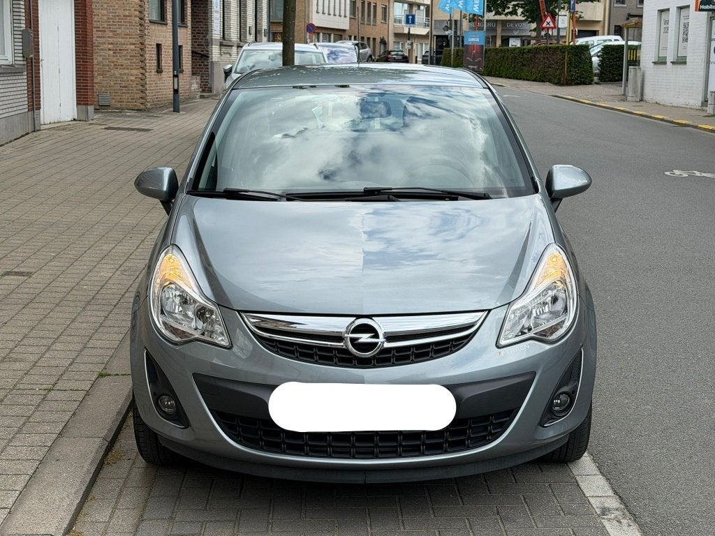 Opel Corsa 2012 essence 37000 km, Autos, Opel, Achat, Boîte manuelle, 5 portes, 5 places