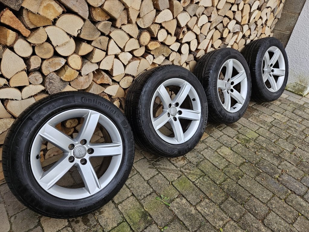 4 Jantes Alu Audi 17 pouces + 4 pneus été 4000 km, Véhicule de tourisme, Pneus été, Enlèvement, Utilisé