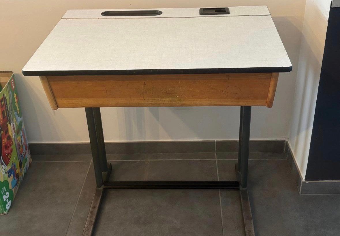 Schoolbank, Bricolage & Construction, Tables à dessin, Enlèvement, Comme neuf