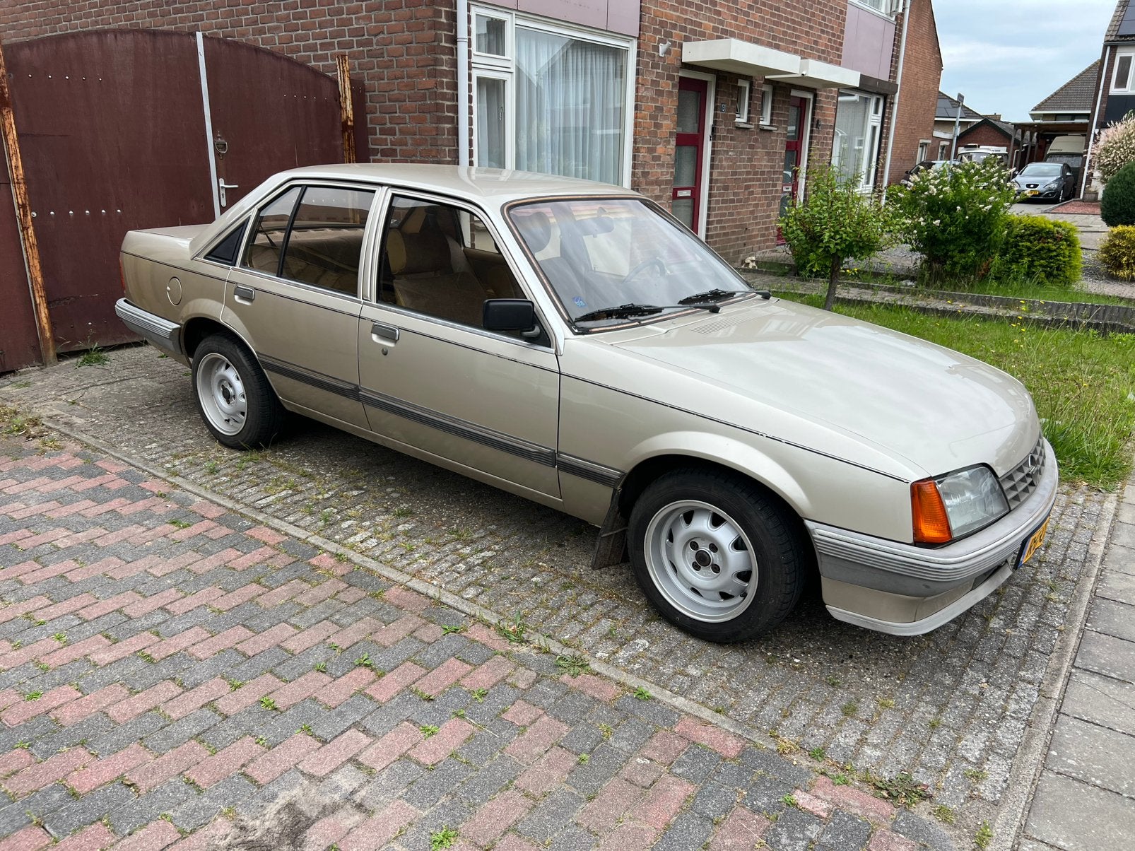 Gevraagd Opel stuurbekrachtiging, Auto-onderdelen, Ophalen, Opel