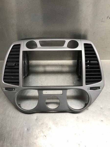 DIVERS Radio omlijsting Hyundai i20 (|974201J00|974101J00|), Utilisé, Hyundai