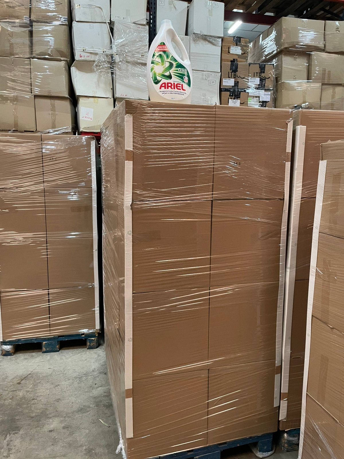 Ariel 6L Lotverkoop Ariel vloeibaar Wasmiddel, Ophalen of Verzenden, Zo goed als nieuw