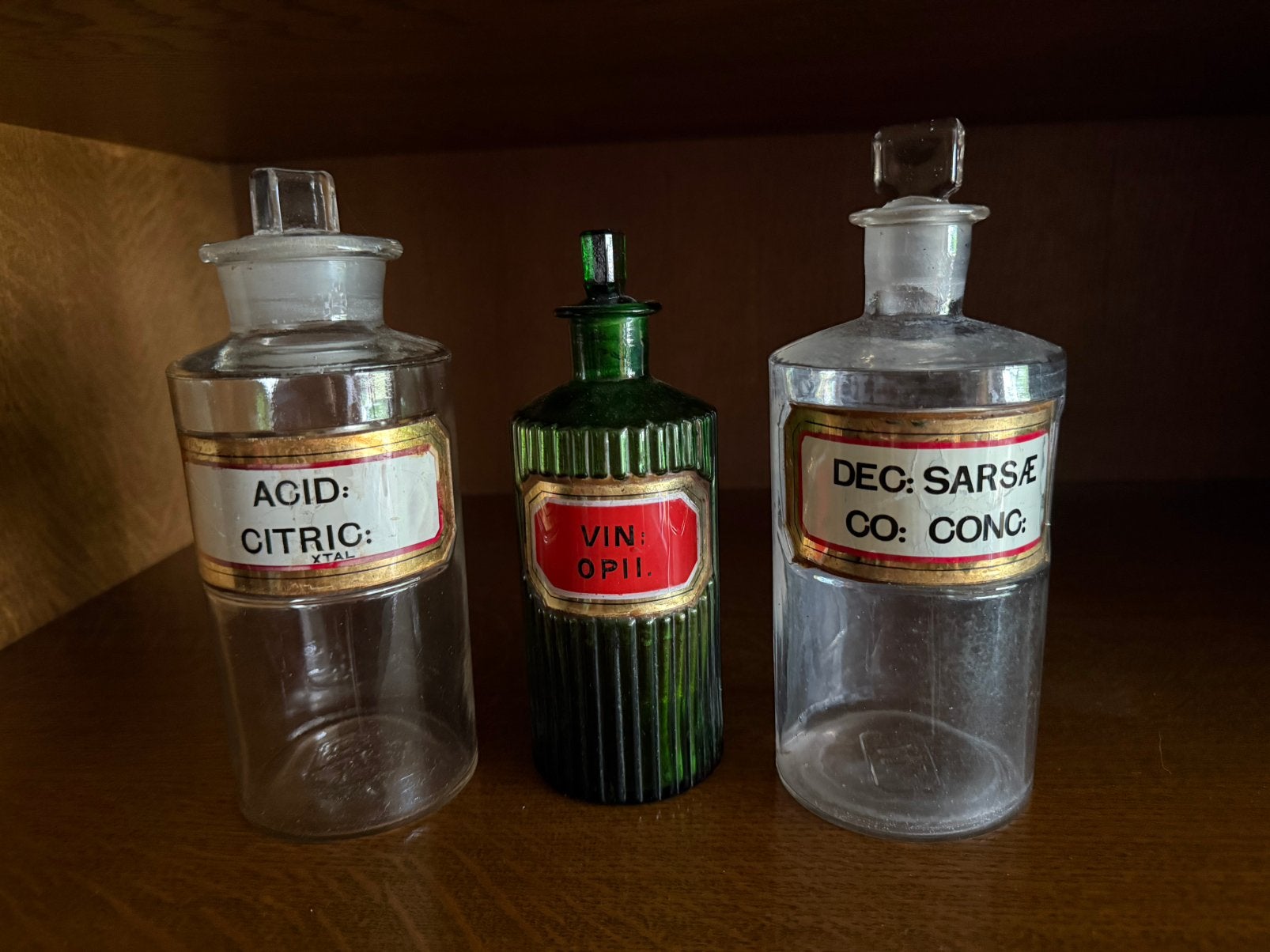 3 flessen van apotheek begin jaren 1900 gratis, Ophalen