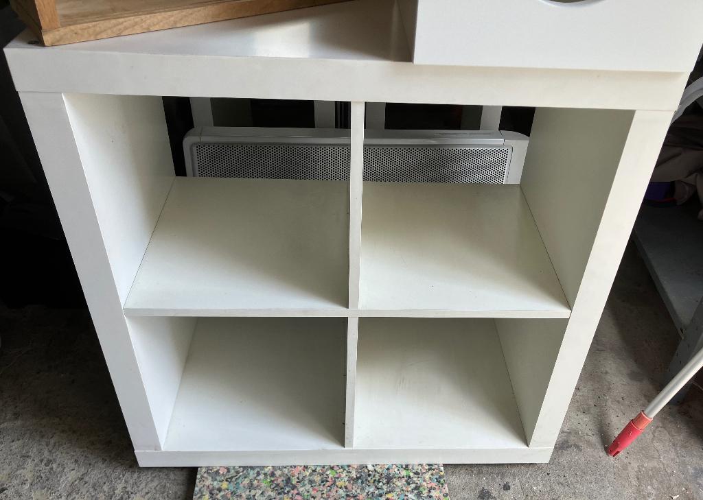 Ikea Kallax met inzetstuk voor de kat, Huis en Inrichting, Ophalen, Zo goed als nieuw