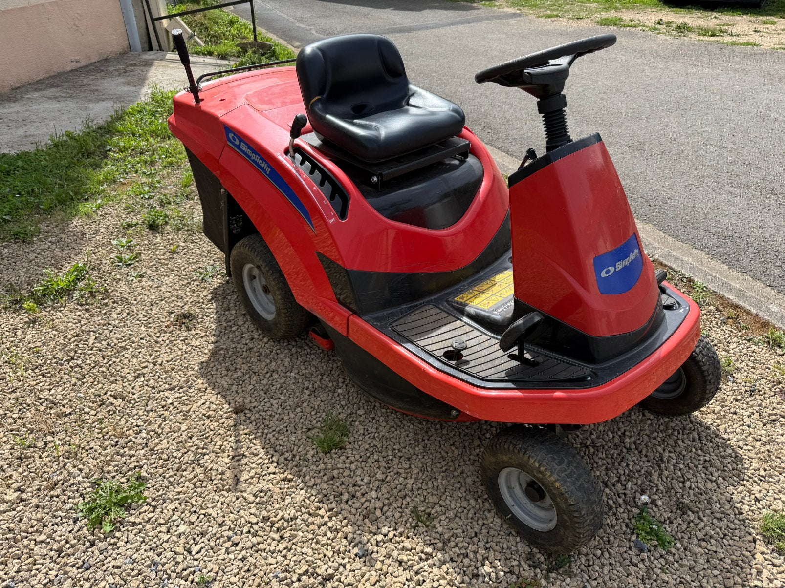 Simplicity-tractor met maaimachine van 17,5 pk, Ophalen, Zo goed als nieuw