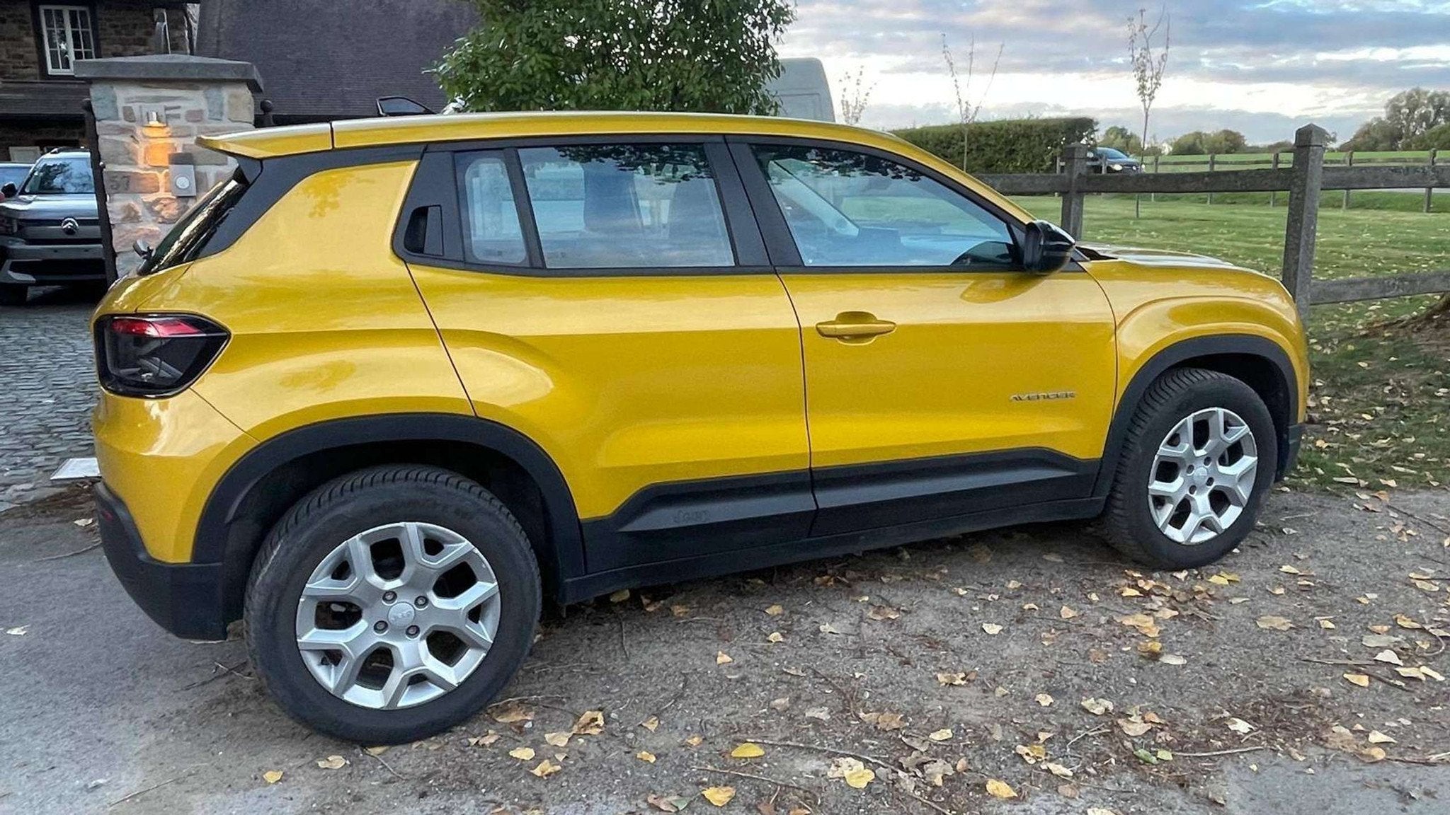 Jeep Avenger Avenger 1.2 Turbo Altitude, Autos, Achat, https://public.car-pass.be/vhr/7c2a67cb-307b-4283-9817-64435aedd71b, Autres couleurs
