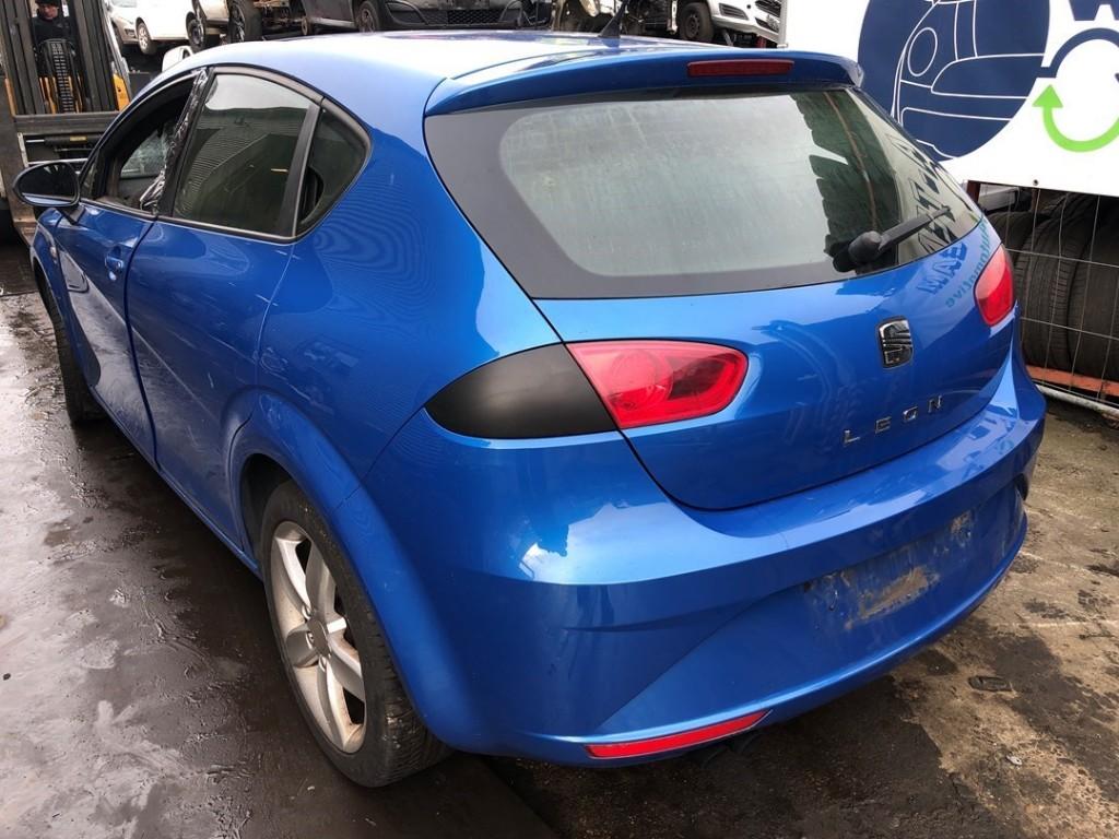 ACHTERLICHT LINKS Seat Leon (1P1) (1P0945111C), Gebruikt, Seat