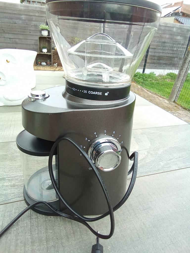 Koffiemolen, Ophalen
