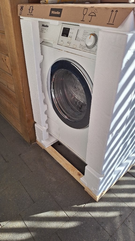 Wasmachine Miele, 6 à 8 kg, 85 à 90 cm, Programme lavage à la main, 1600 tours ou plus