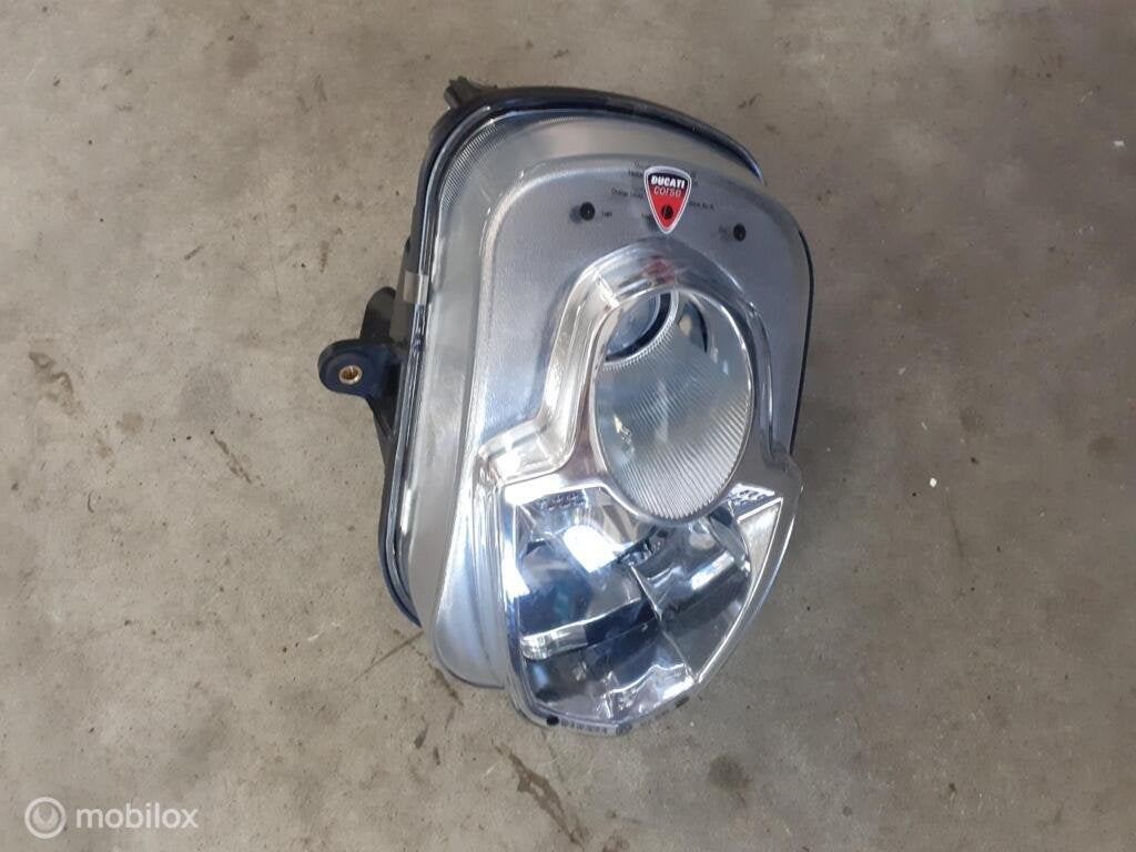 Koplamp origineel lamp Multistrada 620 1000 1100, Gebruikt, Factorystore.service@ducati.com, Ophalen of Verzenden, Via Antonio Cavalieri Ducati, 74/5, 74/6, 40132 Bologna BO