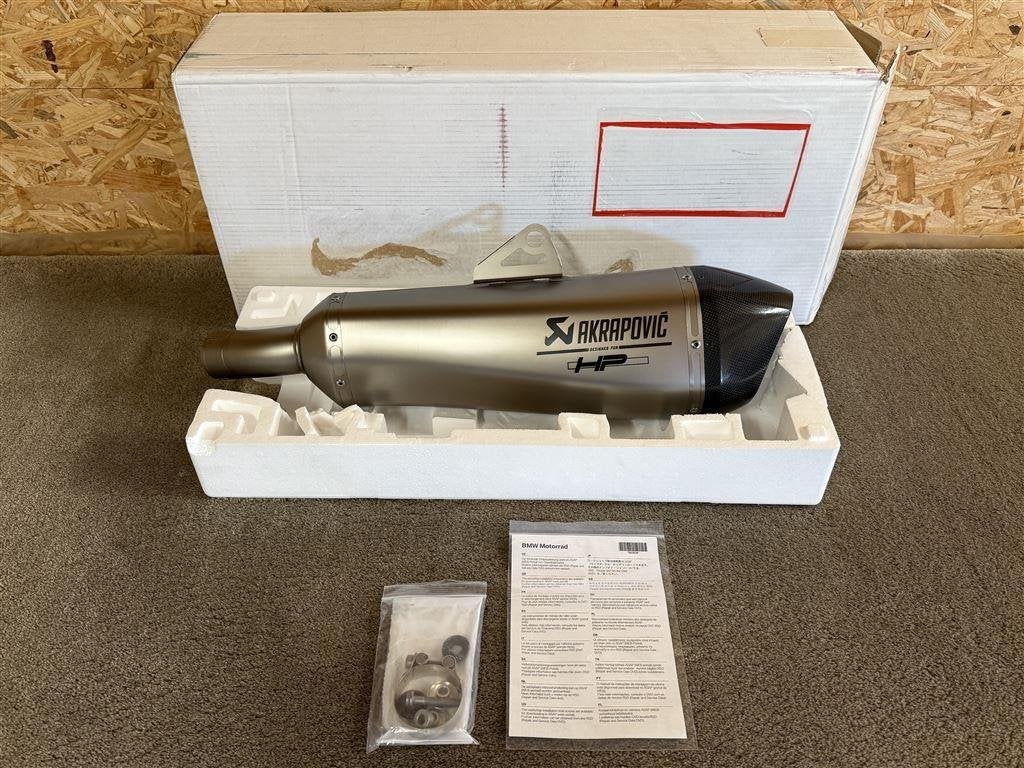 Akrapovic titanium uitlaat demper BMW F650GS F700GS F800GS, Motoren, Verzenden, Nieuw