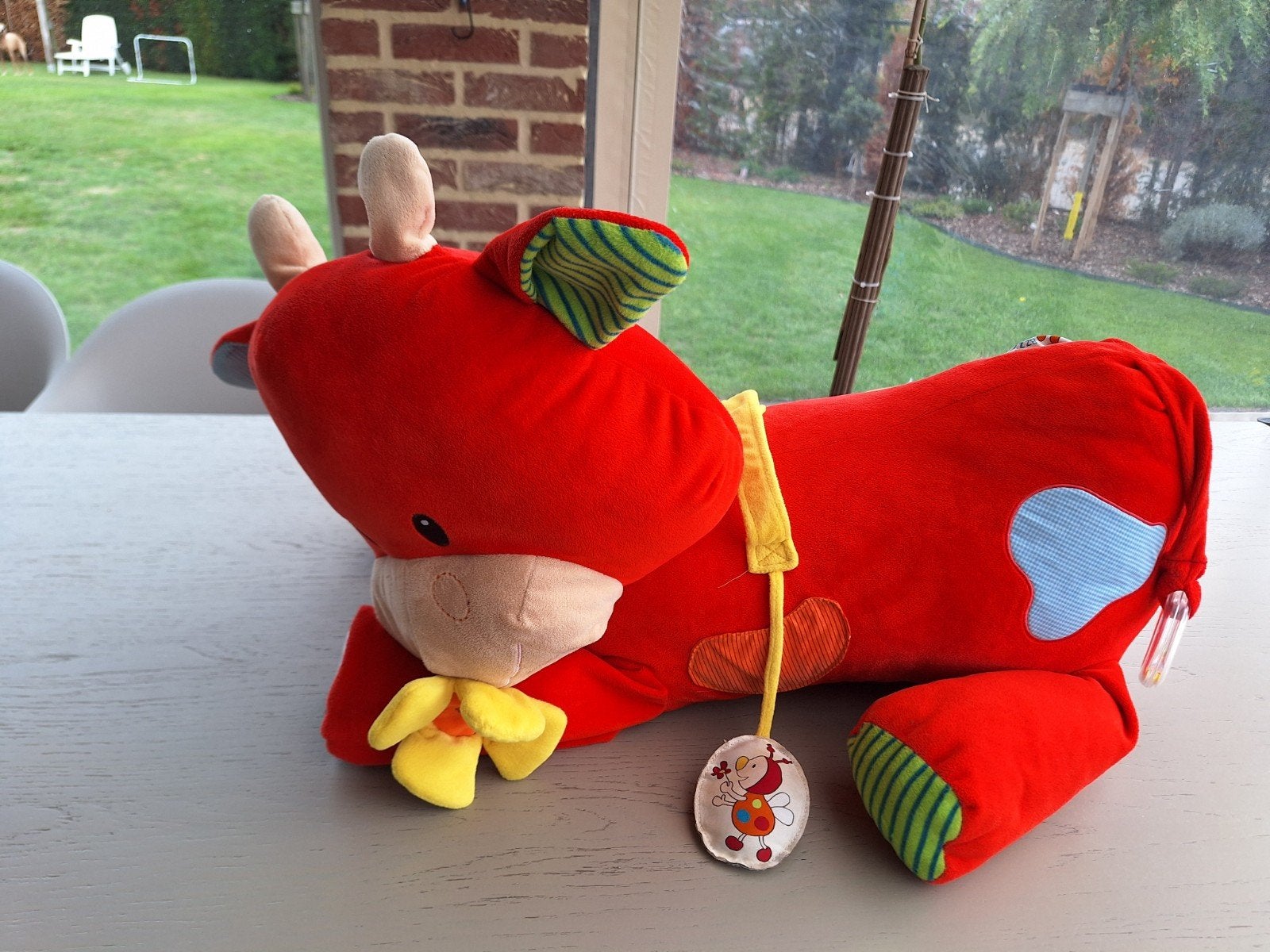 Baby activiteiten knuffel koe, Ophalen