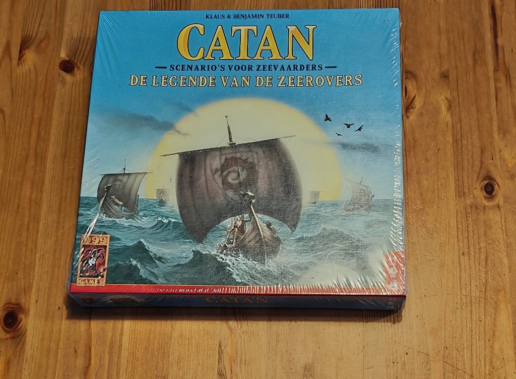 Catan de legende van de zeerovers - NIEUW in folie (sealed), Ophalen of Verzenden, Nieuw, 999 games