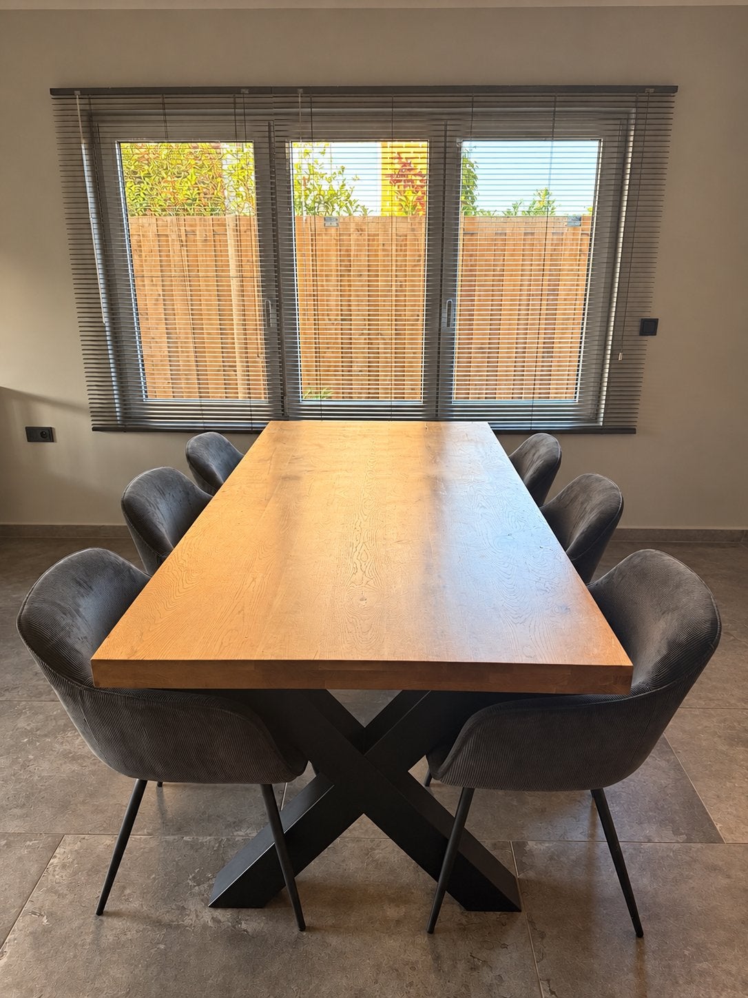 Massief eiken eettafel + salontafel – complete setdeal, Ophalen, Zo goed als nieuw, Eikenhout