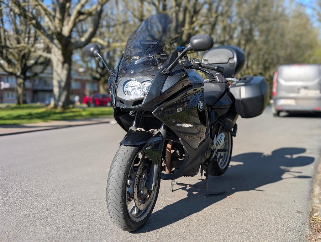 BMW F800GT, Motos, Motos | BMW, Particulier, Tourisme, plus de 35 kW, 2 cylindres, Permis Moto A, ABS, Transmission par cardan