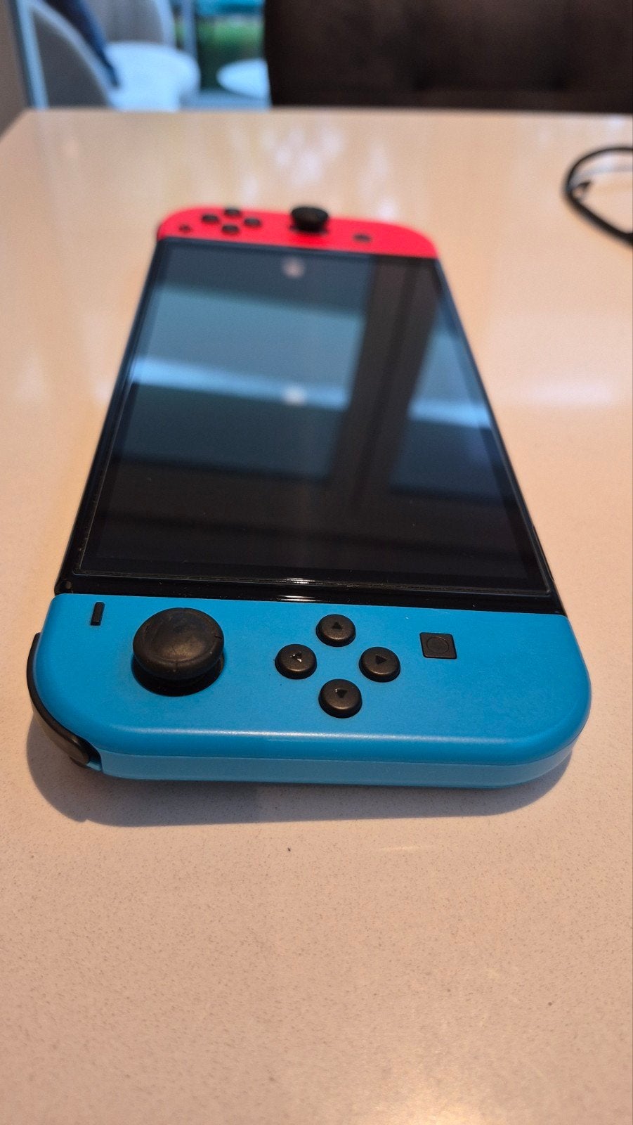 Nintendo Switch v1  OLED – Krasvrij met Case, Enlèvement ou Envoi, Comme neuf, Avec 2 manettes, Switch OLED