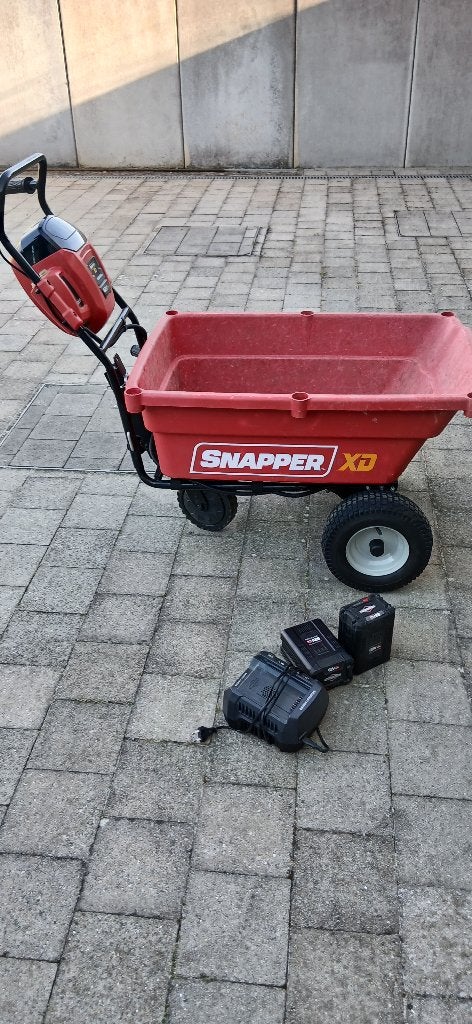 Kruiwagen electrisch Snapper met oplader en 2 batterijen, Ophalen, Gebruikt