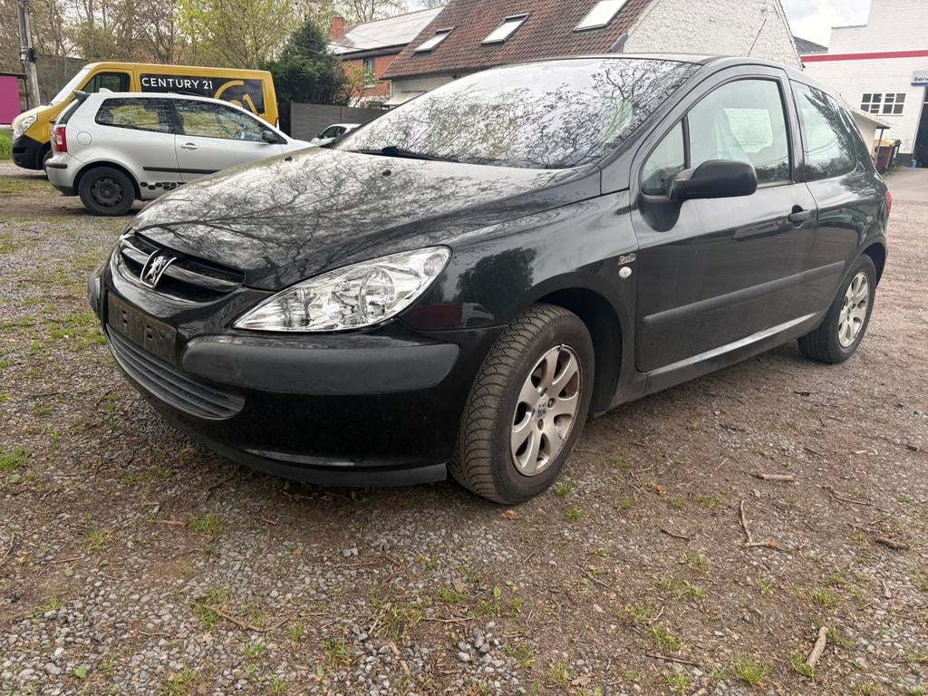 Peugeot 307 diesel 132000km sans airco pour export, Auto's, Peugeot, 50 kW, 1398 cc, Zwart, Bedrijf