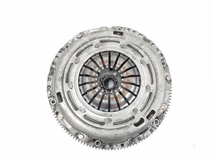 Kit embrayage (complet) d'un Audi Q3, -, 3 mois de garantie, Audi, Utilisé