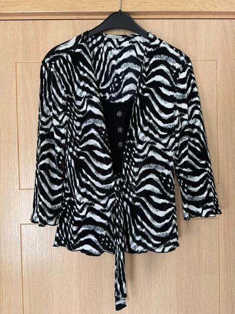 Blouse Canada taille 40 (no.7424), Taille 38/40 (M), Comme neuf, Enlèvement, Canda