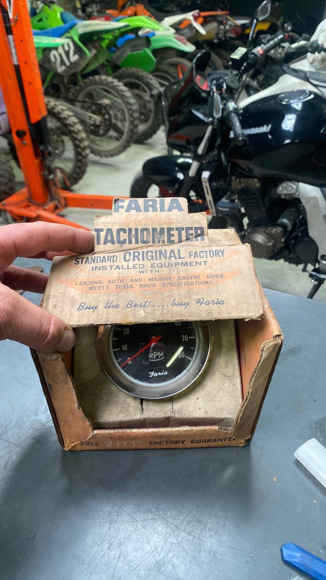 Tachometer USA Faria NOS pick up voiture etc.., Ophalen of Verzenden