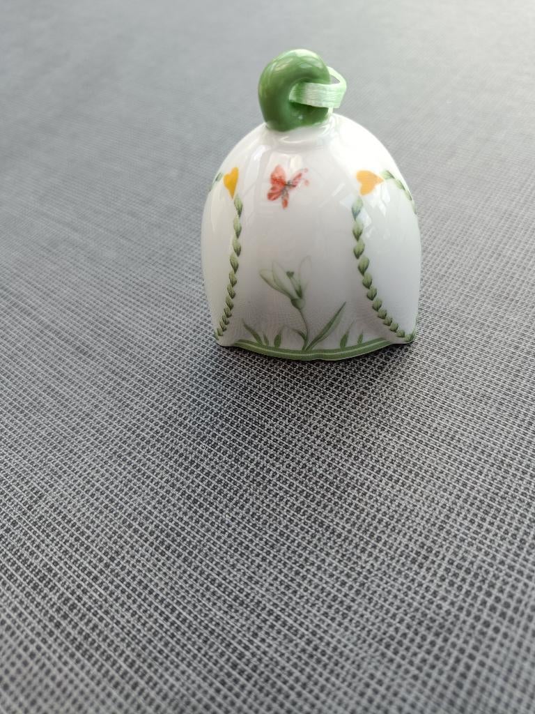 Pasen. Villeroy & Boch. New Flow Bells. Hoogte: 6,50 cm., Diversen, Pasen, Nieuw, Ophalen of Verzenden