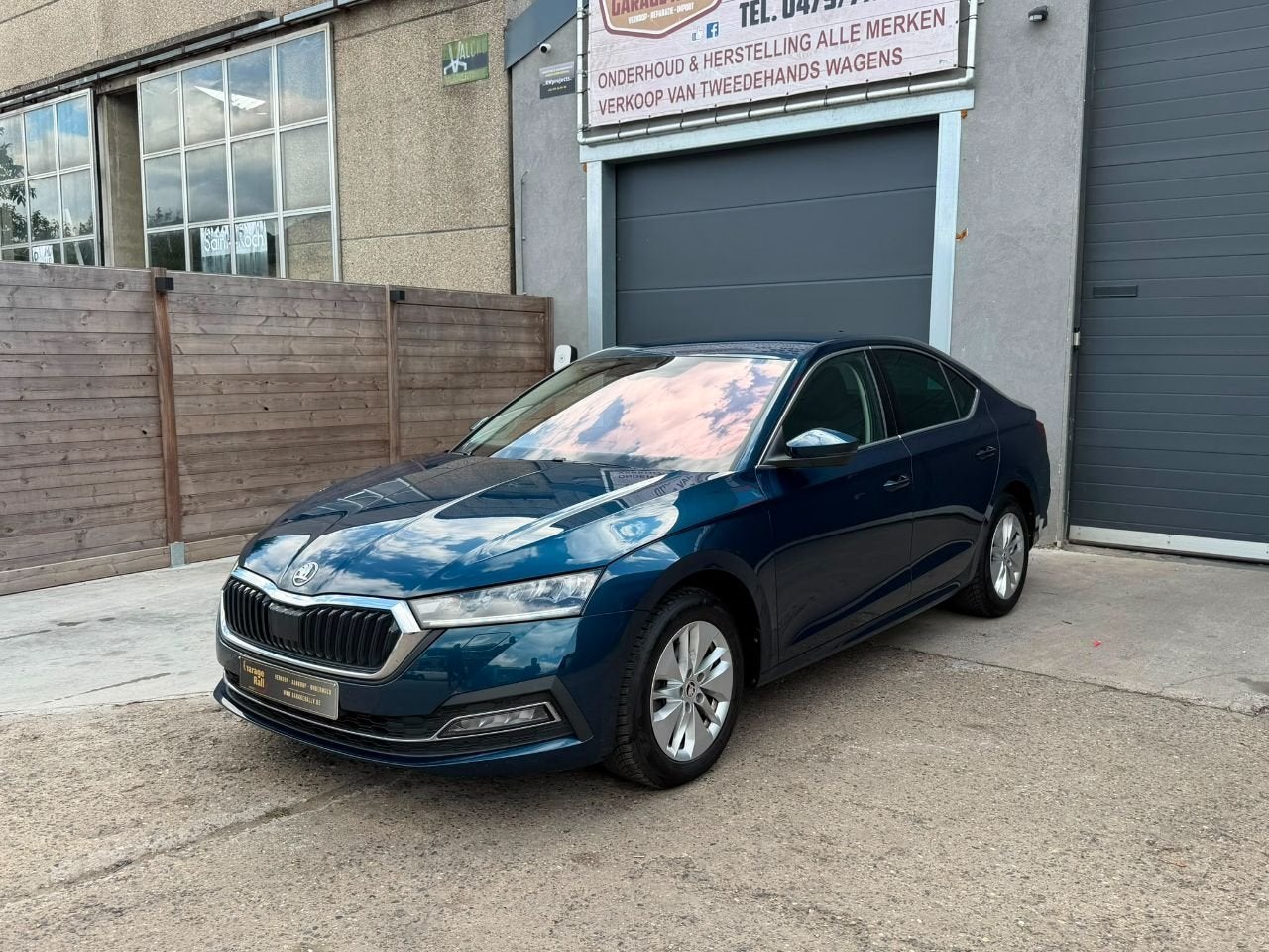 Skoda Octavia Ambition (bj 2022), Auto's, Skoda, Stof, Blauw, Bedrijf, 150 pk