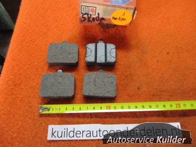 Remblokken voorzijde Skoda 105,120 rapid BP670 QH bp626, Neuf, -, Skoda, -