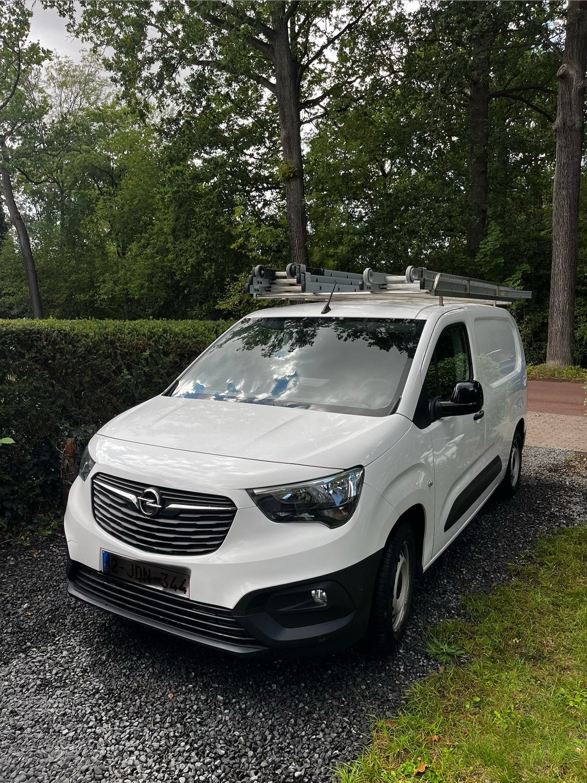 Volledig ingerichte bedrijfswagen ramenwas!!, Auto's, Voorwielaandrijving, Stof, 120 cc, Wit