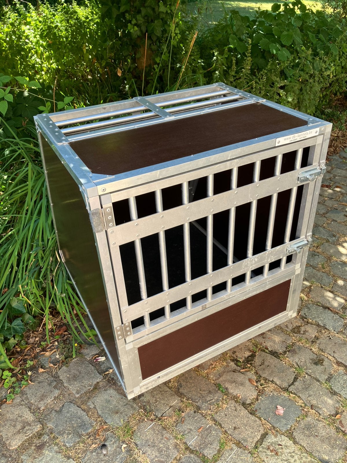 Hondenbench auto schuine achterwand, Dieren en Toebehoren, Ophalen, Zo goed als nieuw