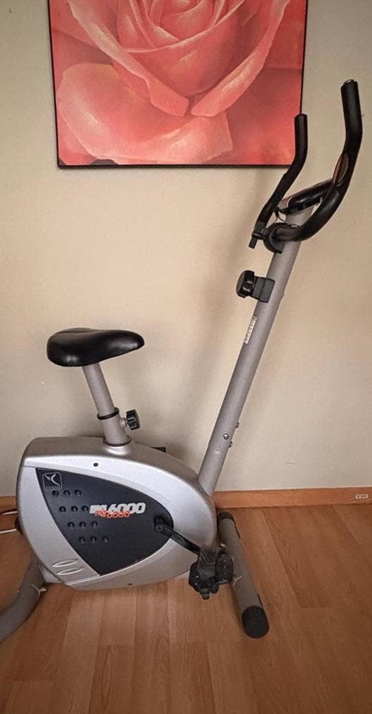 Vélo d’appartement Domyos MG 6000 – très bon état, Enlèvement, Comme neuf